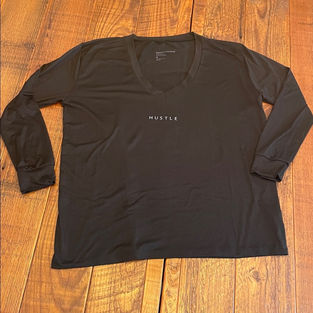 Good HYouman long sleeve black v-neck “HUSTLE” Tshirt, medium